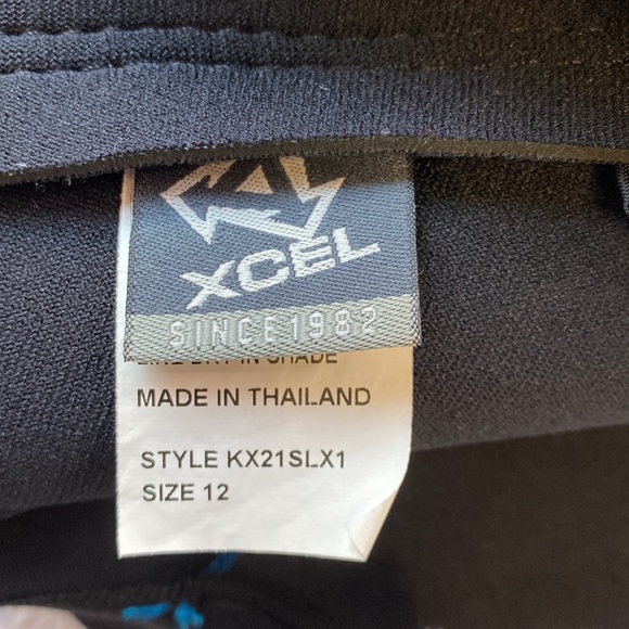 Wet Suit XCEL Child Size 12 - Picture 6 of 8